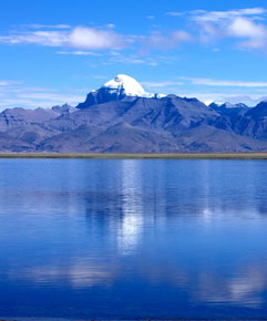15 Tage Tibet Saga Dawa Festival Tour zum Berg Kailash und Manasaover Pilgerkora